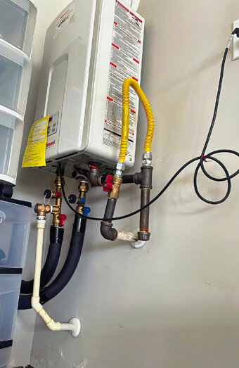 https://mountlawleyhotwater.com.au/uploads/2025/06/instant-hot-water-systems-65049.jpg